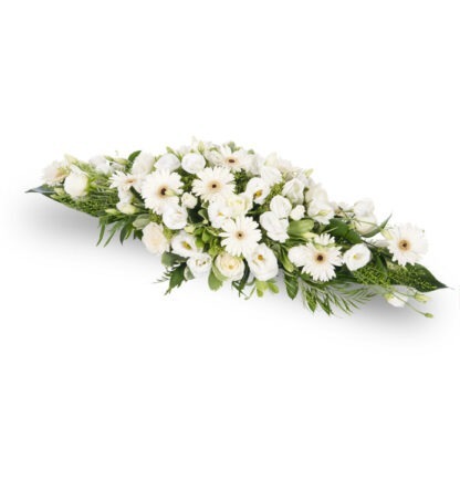 סידור שולחן מאורך לבן – סידור שולחן חגיגי בלבן - פרחי עירית, משלוחי פרחים וחנויות פרחים בתפוצה ארצית